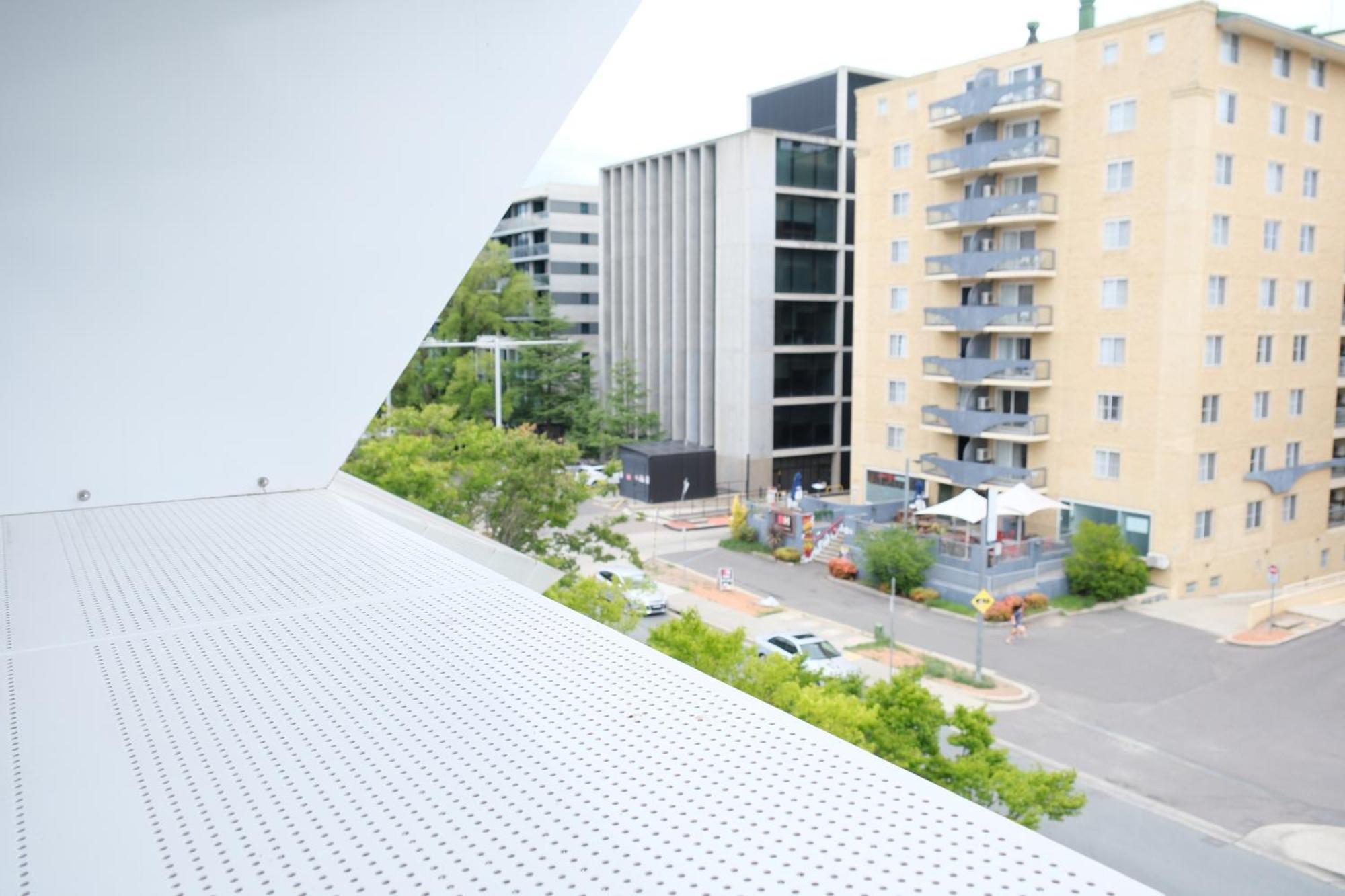 Cbd Japanese Retreat 2Br 1P Brekky Wifi Netflix Appartement Canberra Buitenkant foto