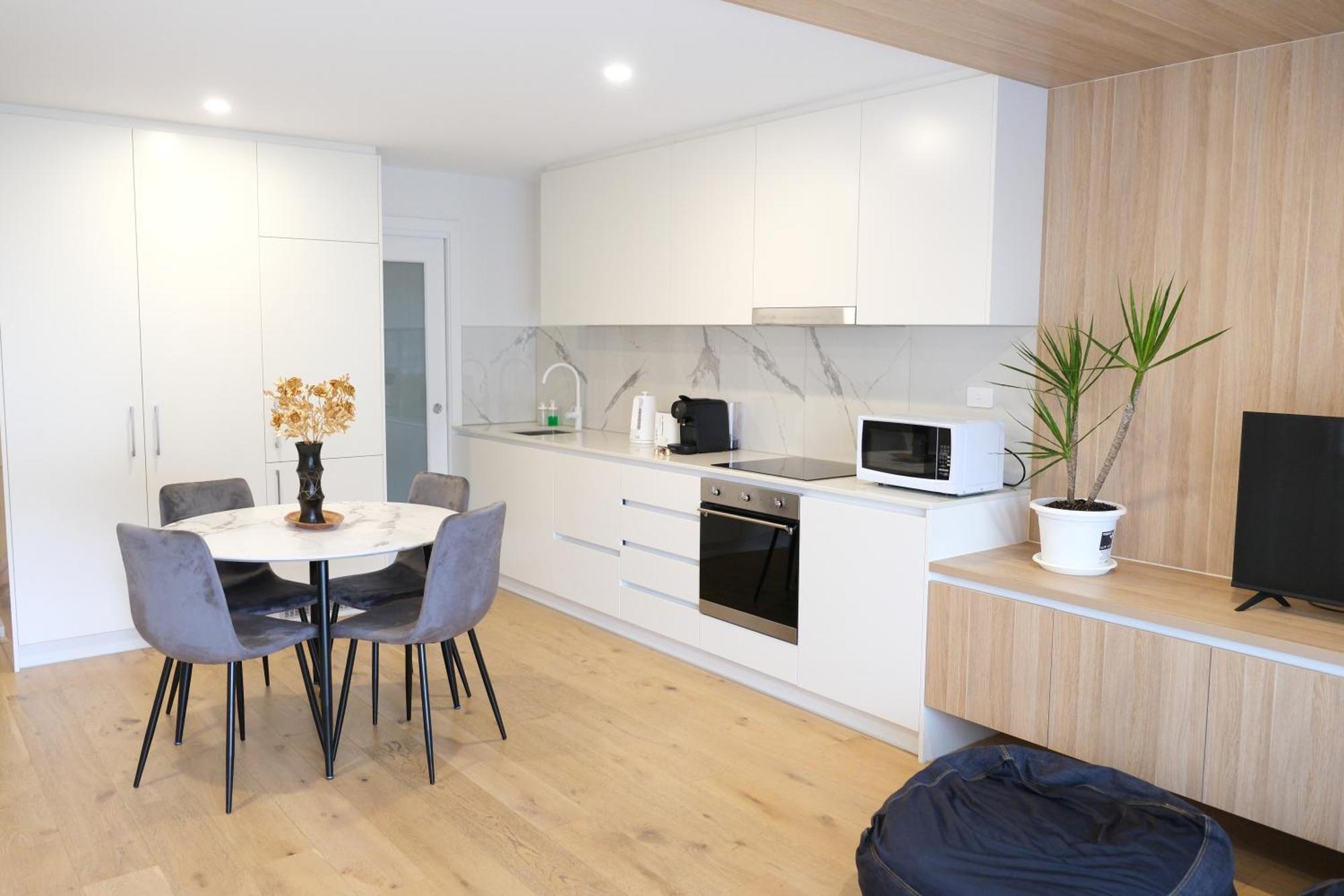 Cbd Japanese Retreat 2Br 1P Brekky Wifi Netflix Appartement Canberra Buitenkant foto